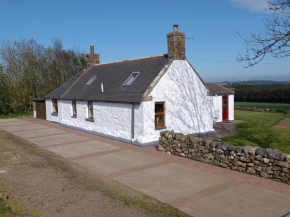 Meikle Aucheoch Holiday Cottage, Near Maud, in the heart of Aberdeenshire